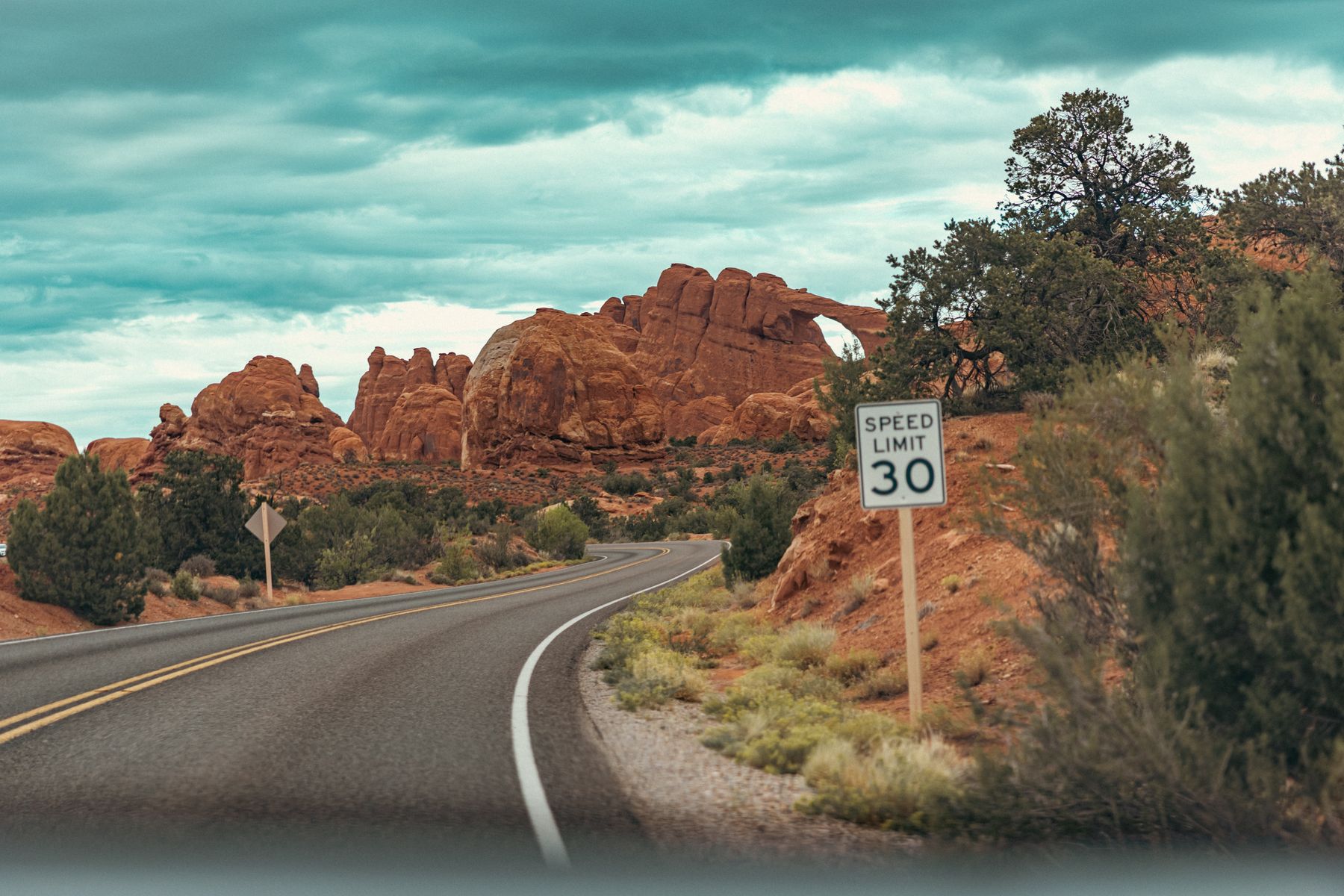 Slow Down for Skyline Arch!
